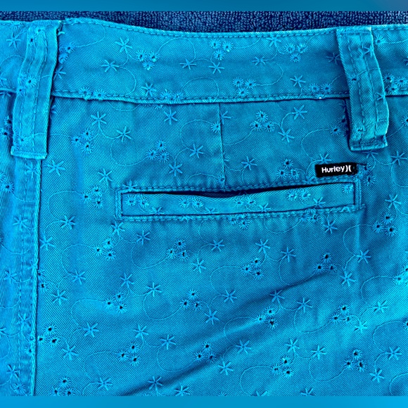 NWT HURLEY BERMUDAS SHORTS size 1 - Picture 3 of 11